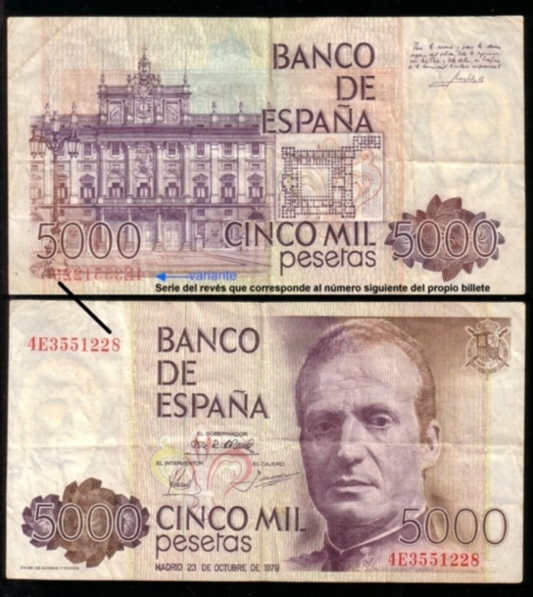 En el reverso tiene del revés la serie siguiente<br />a la del propio billete.