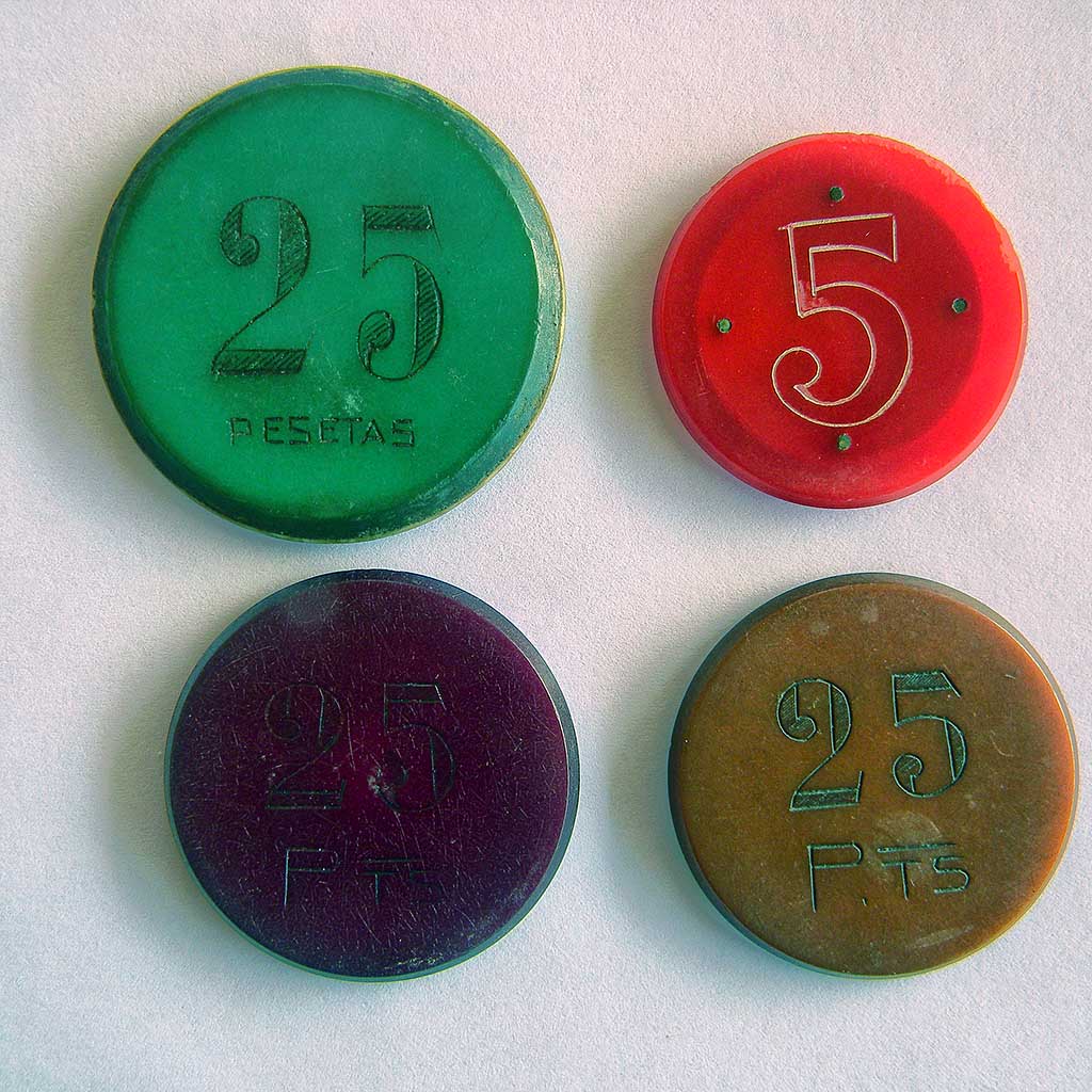 Reverso de las fichas que tengo